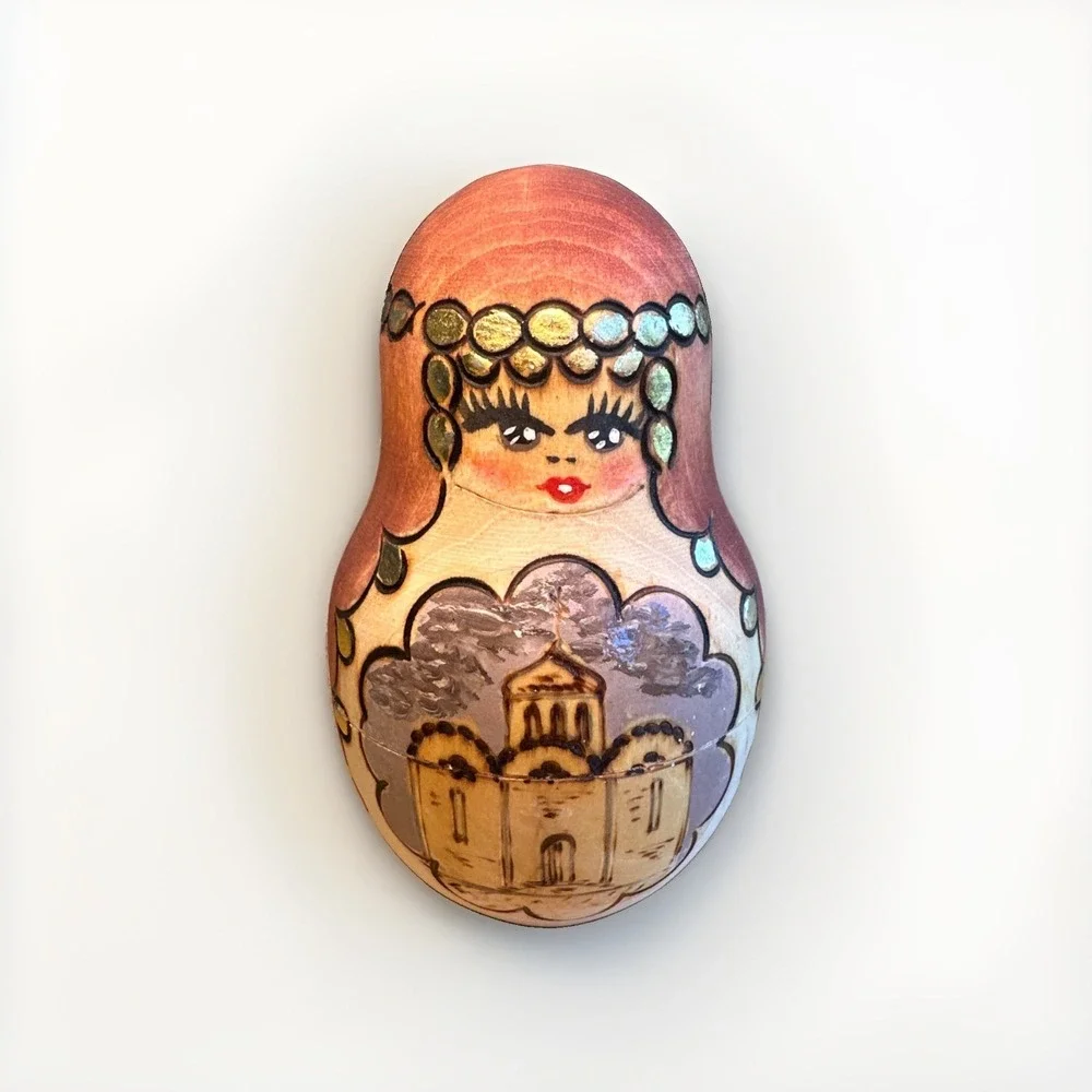 Vintage Russian Matryoshka Nesting Dolls 5pc Hand Painted Wood Burned Set Gold